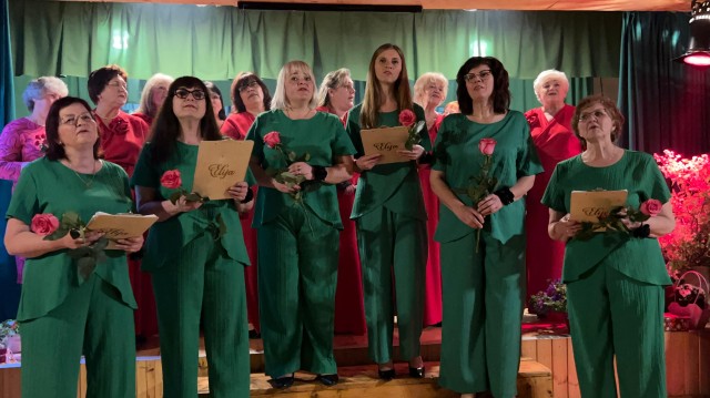 ansamblis "Elija " 25 gadu jubilejas pasākumā